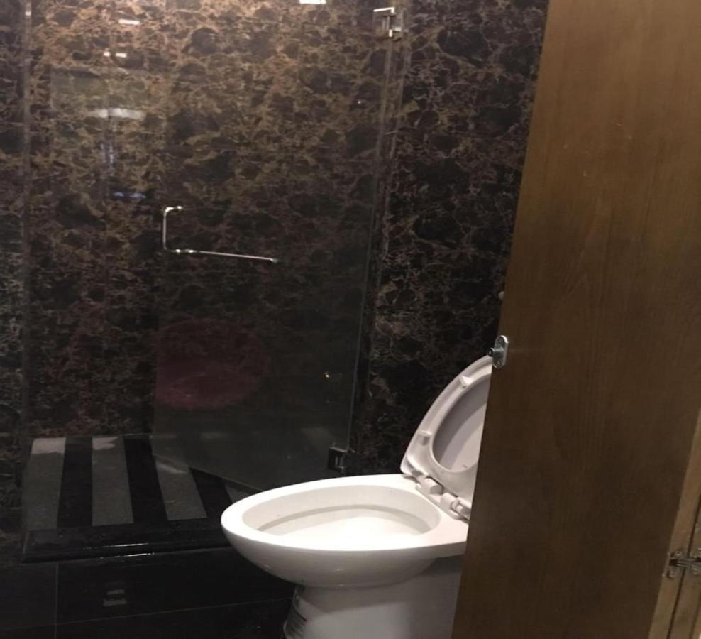 Home4All Хошимин Экстерьер фото